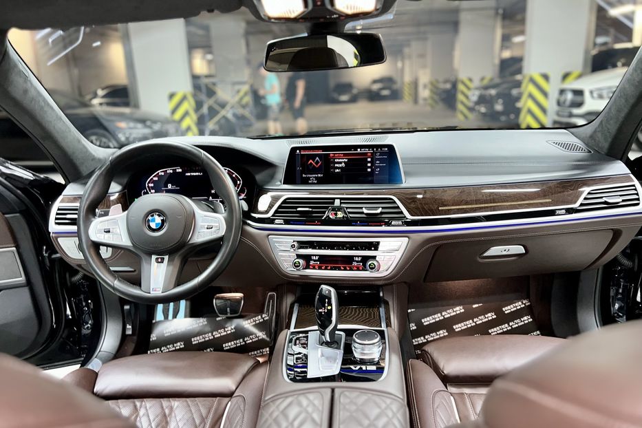 Продам BMW 760 2021 года в Киеве