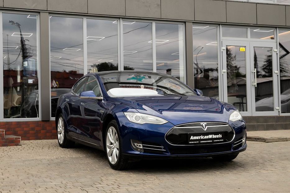 Продам Tesla Model S 70D 2015 года в Черновцах