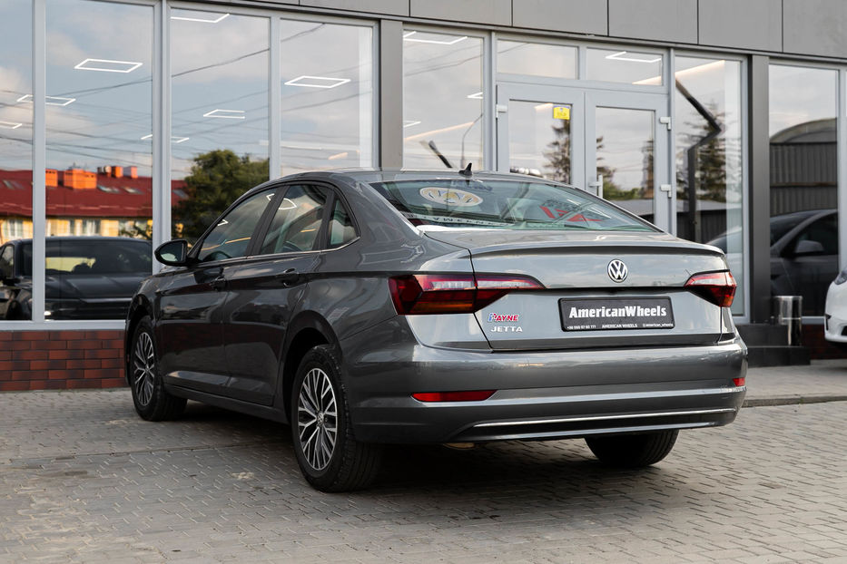 Продам Volkswagen Jetta SE 2019 года в Черновцах