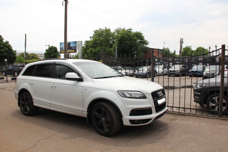 Продам Audi Q7 S Line, официальное авто 2014 года в Одессе