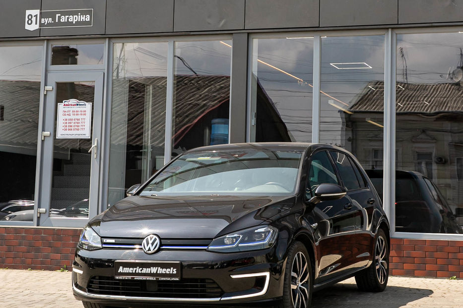 Продам Volkswagen e-Golf 36kWh 2018 года в Черновцах