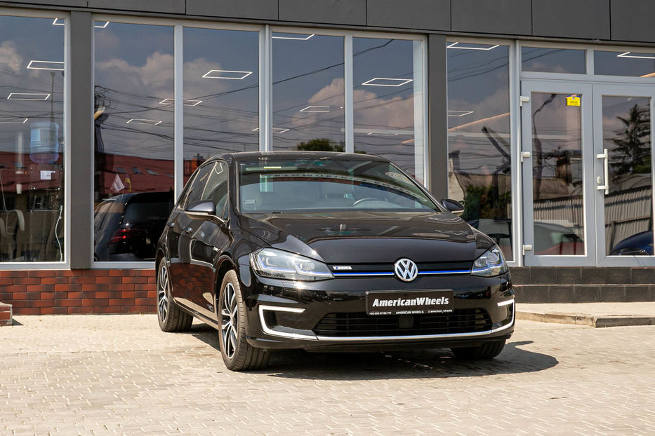 Продам Volkswagen e-Golf 36kWh 2018 года в Черновцах