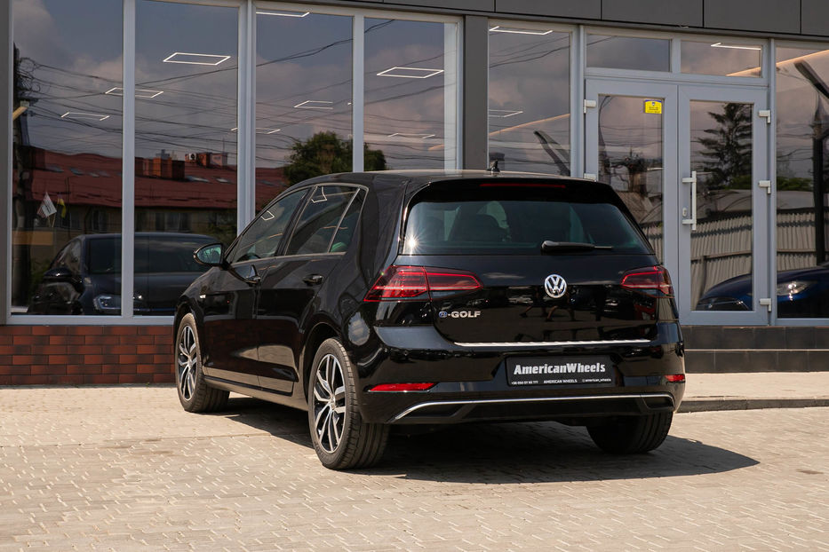 Продам Volkswagen e-Golf 36kWh 2018 года в Черновцах