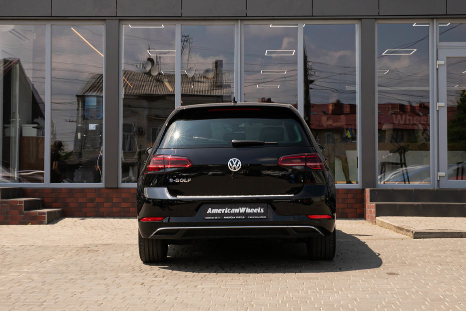 Продам Volkswagen e-Golf 36kWh 2018 года в Черновцах