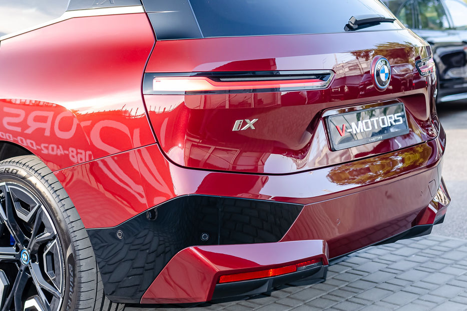 Продам BMW iX 50 Xdrive 2021 года в Киеве