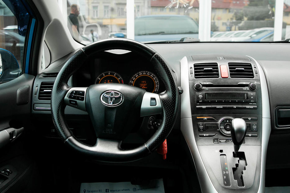 Продам Toyota Auris 2010 года в Черновцах