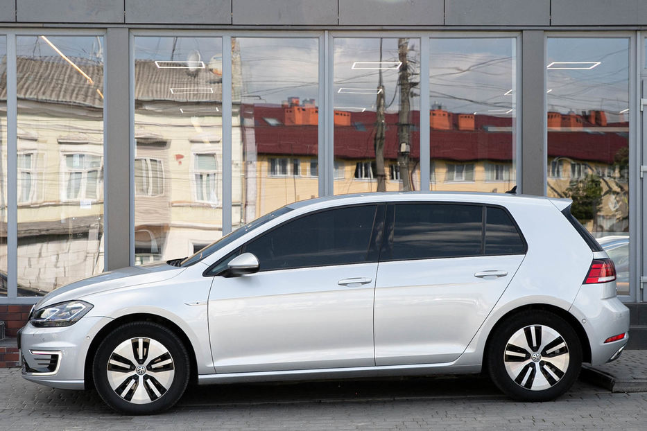 Продам Volkswagen e-Golf VII покоління (FL)/Typ 5G 2019 года в Черновцах