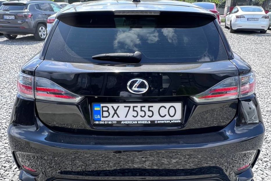 Продам Lexus CT 200 2014 года в Черновцах