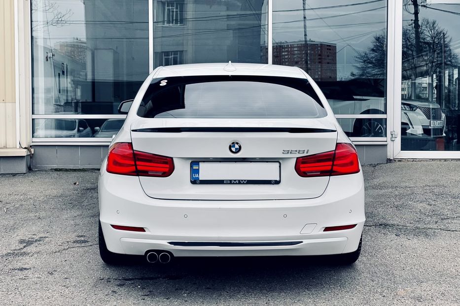 Продам BMW 328 restyling 2016 года в Одессе