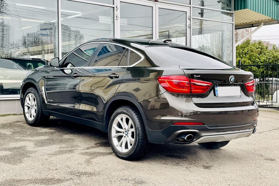 Продам BMW X6 xDrive 35i 2015 года в Одессе