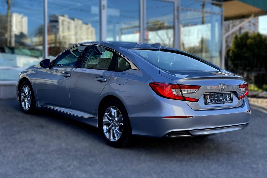 Продам Honda Accord LX 2018 года в Одессе