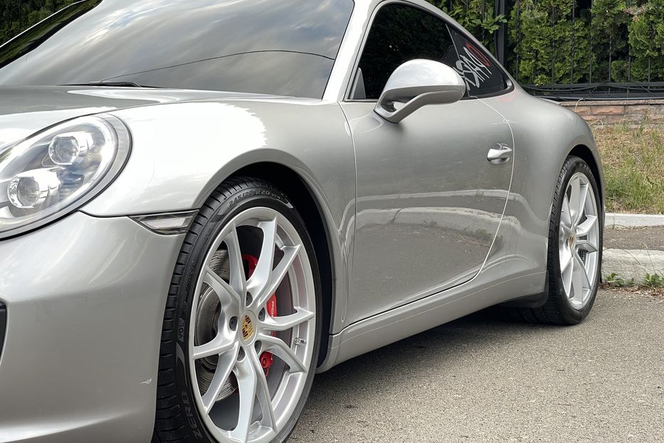 Продам Porsche 911 Carrera S 2017 года в Киеве