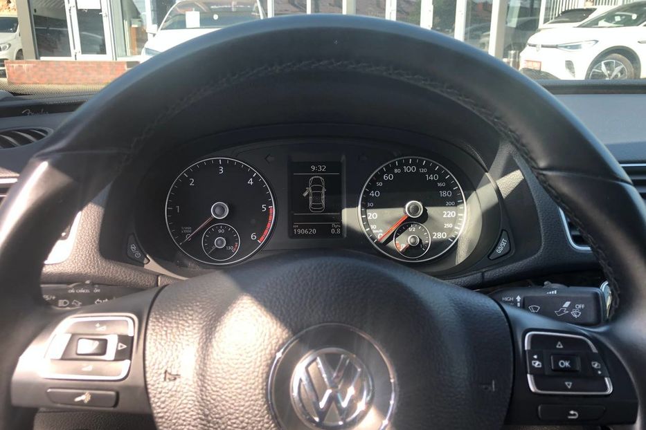 Продам Volkswagen Passat B7 2.0 Disel 2014 года в Черновцах