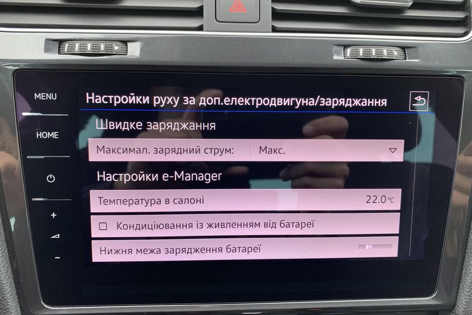 Продам Volkswagen e-Golf 35.8 kWh 136 к.с. 2020 года в Львове