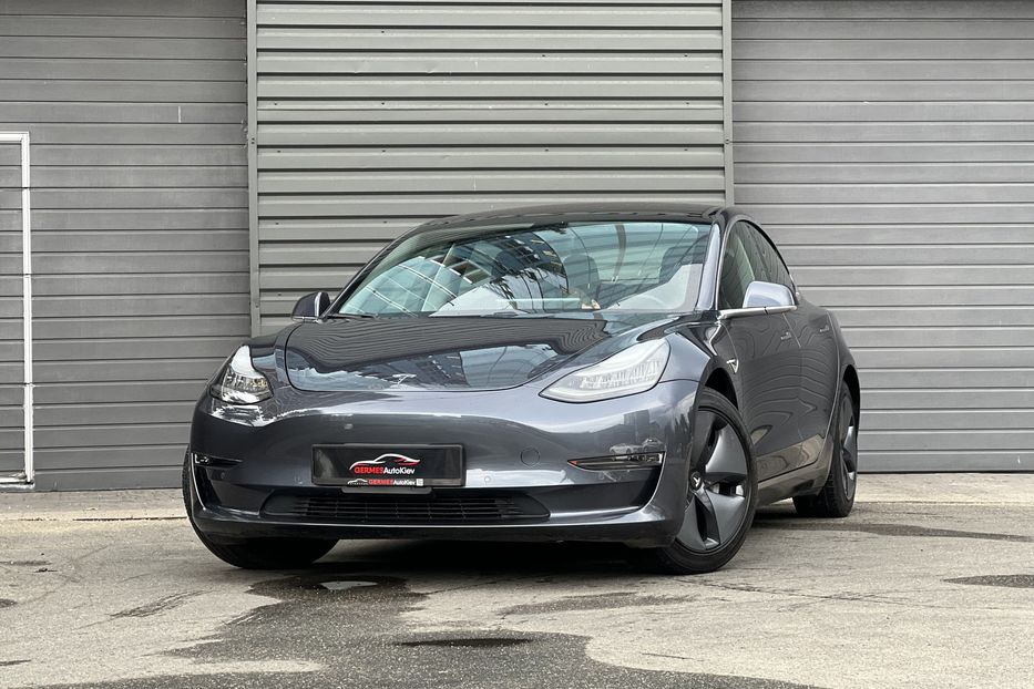 Продам Tesla Model 3 Standard Range 60 kWh 2019 года в Киеве