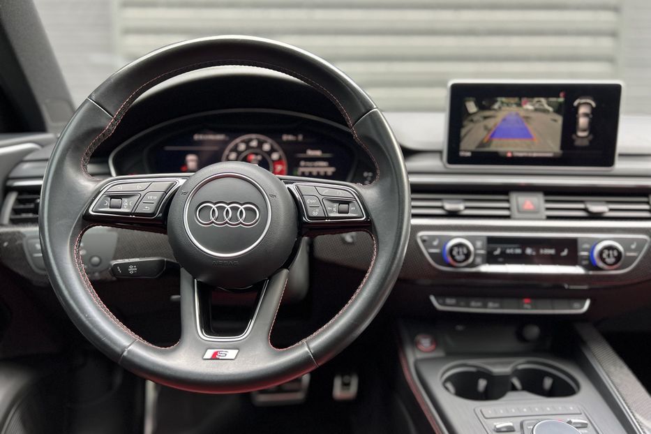 Продам Audi S4 2018 года в Киеве