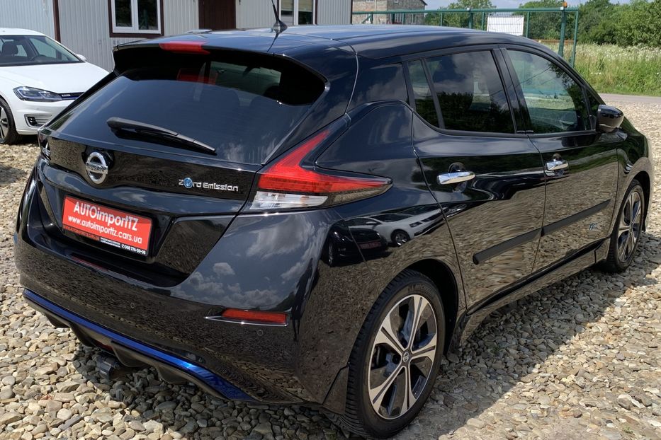 Продам Nissan Leaf 40 кВт.год 110 кВт/150 к.с. 2018 года в Львове