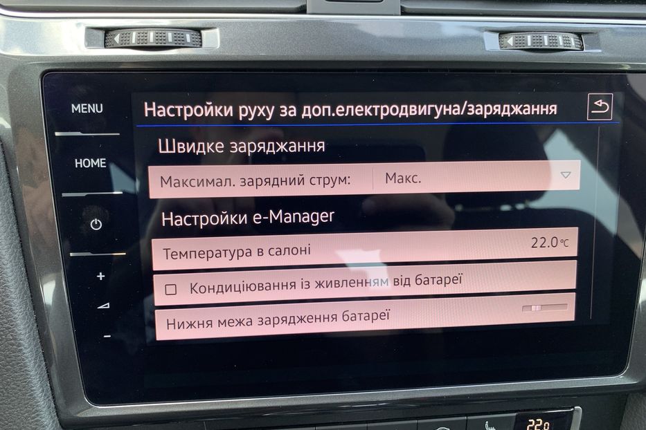 Продам Volkswagen e-Golf 35.8 kWh 100 кВт/136 к.с. 2018 года в Львове