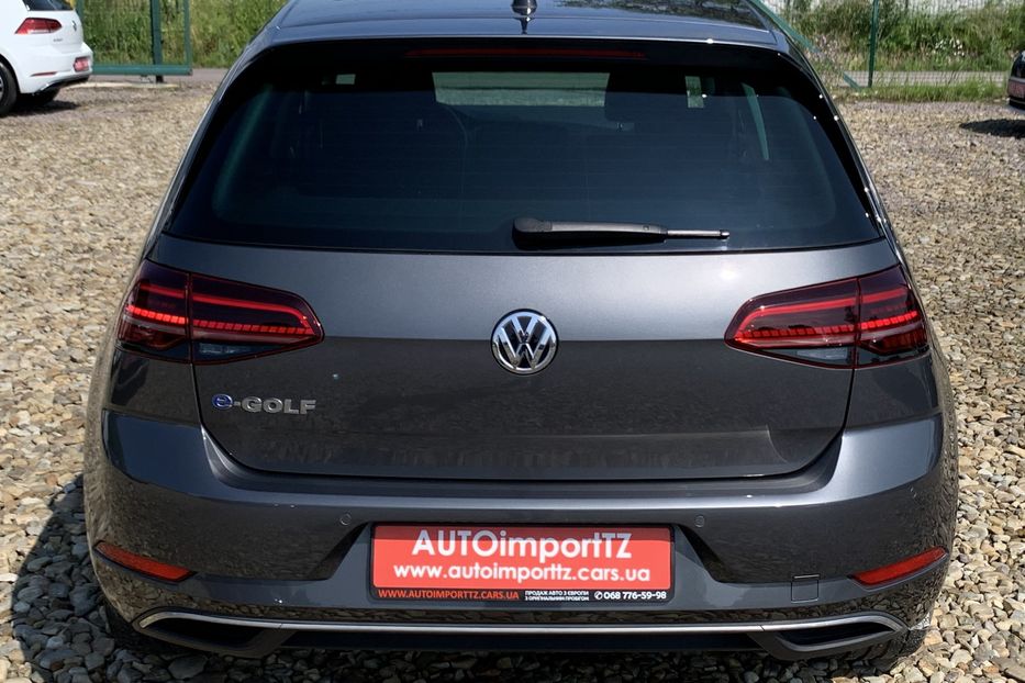 Продам Volkswagen e-Golf 35.8 kWh 100 кВт/136 к.с. 2020 года в Львове