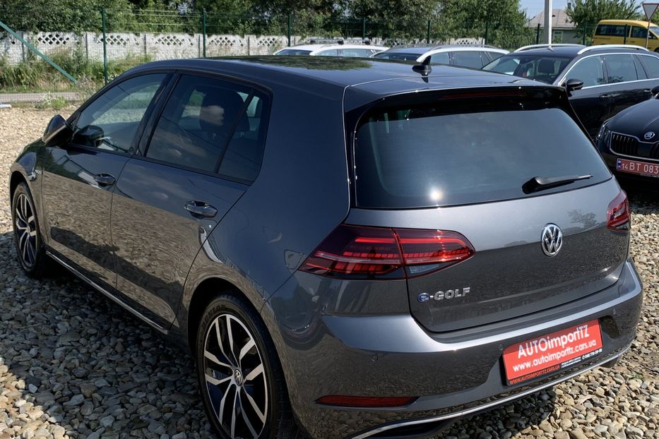 Продам Volkswagen e-Golf 35.8 kWh 100 кВт/136 к.с. 2020 года в Львове