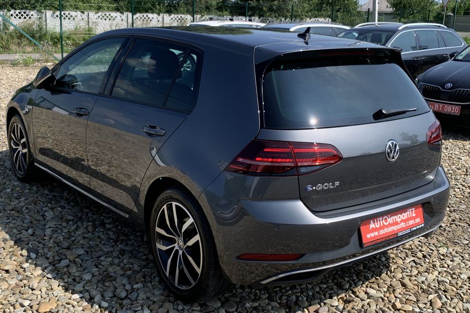 Продам Volkswagen e-Golf 35.8 kWh 100 кВт/136 к.с. 2020 года в Львове