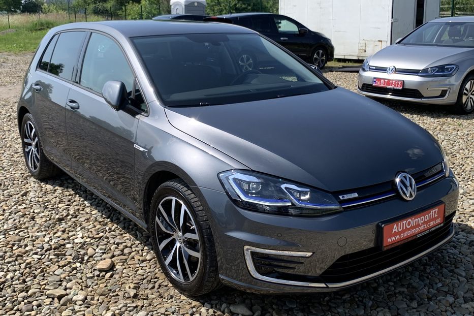 Продам Volkswagen e-Golf 35.8 kWh 100 кВт/136 к.с. 2020 года в Львове