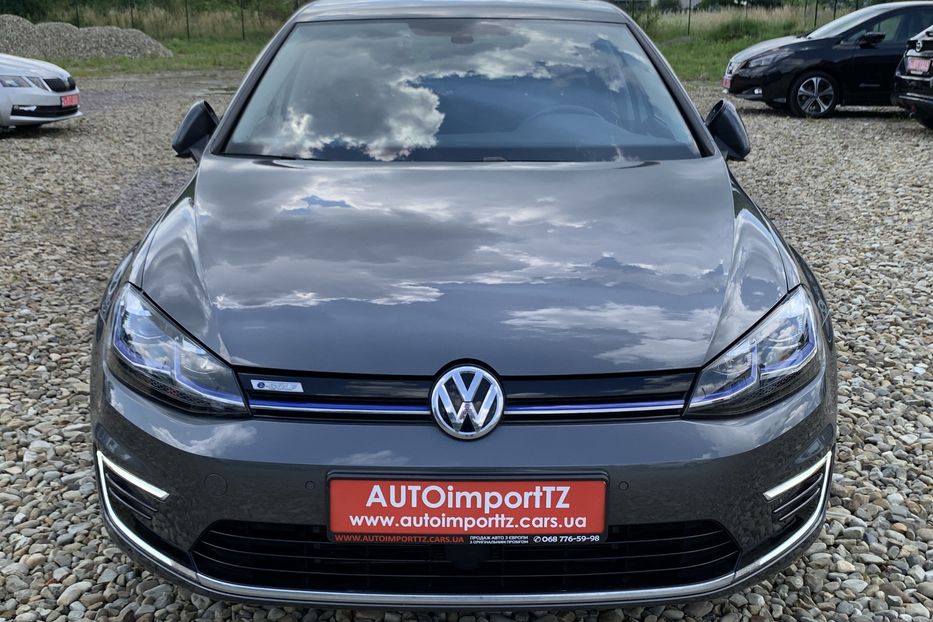 Продам Volkswagen e-Golf 35.8 kWh 100 кВт/136 к.с. 2020 года в Львове