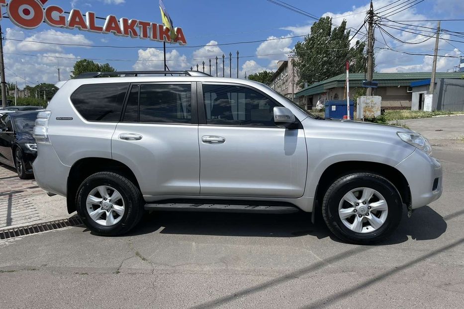 Продам Toyota Land Cruiser Prado 150 2011 года в Николаеве