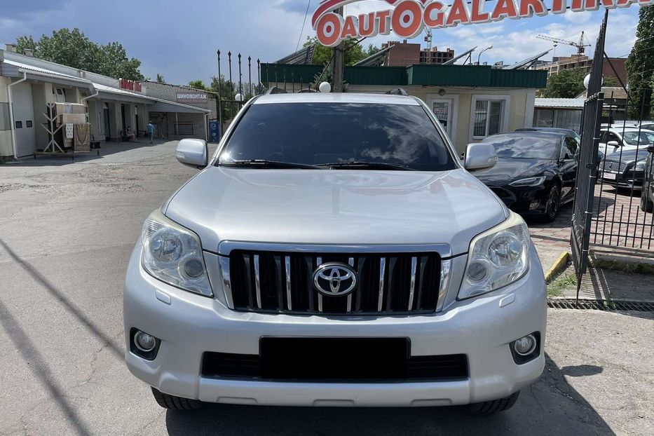 Продам Toyota Land Cruiser Prado 150 2011 года в Николаеве