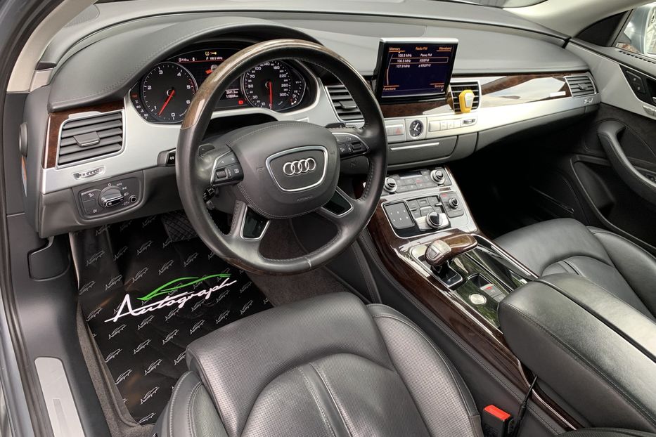 Продам Audi A8 4.2 TDI Quattro 2012 года в Киеве