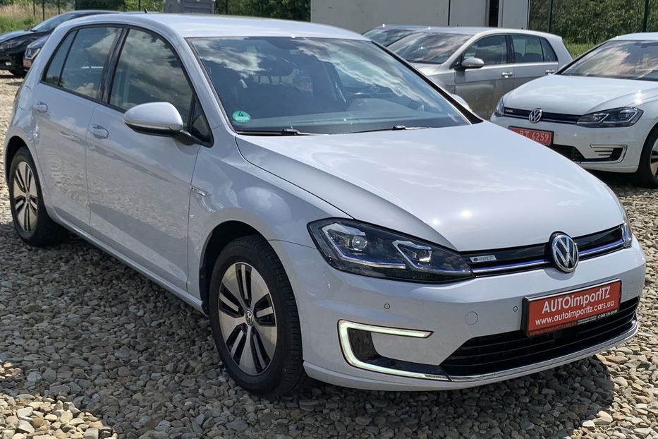 Продам Volkswagen e-Golf 35.8 kWh 100 кВт/136 к.с. 2019 года в Львове