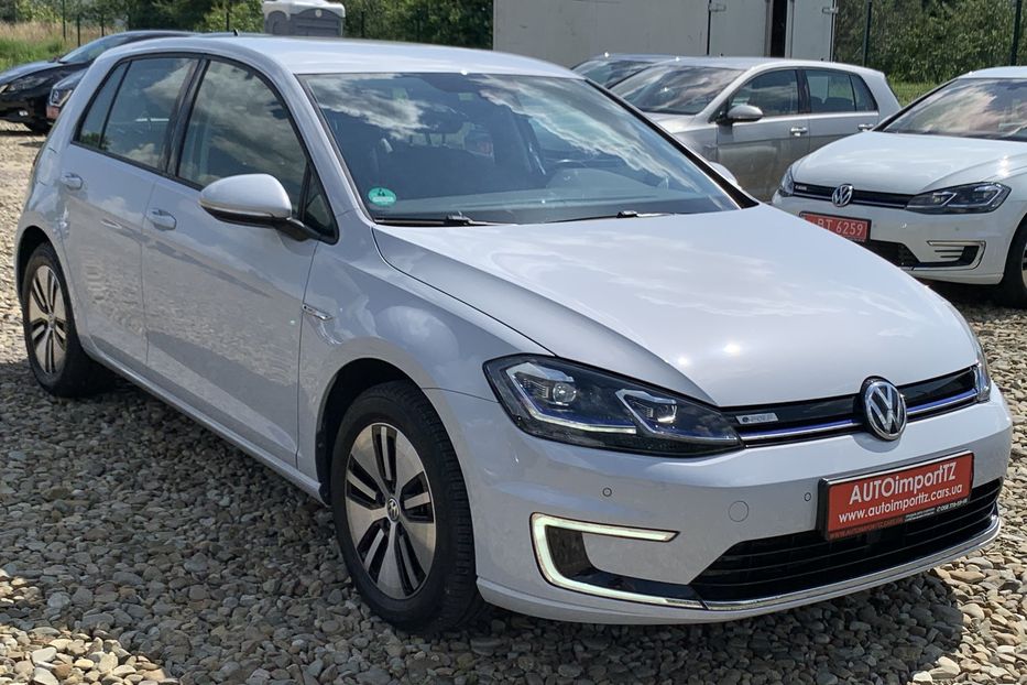 Продам Volkswagen e-Golf 35.8 kWh 100 кВт/136 к.с. 2019 года в Львове