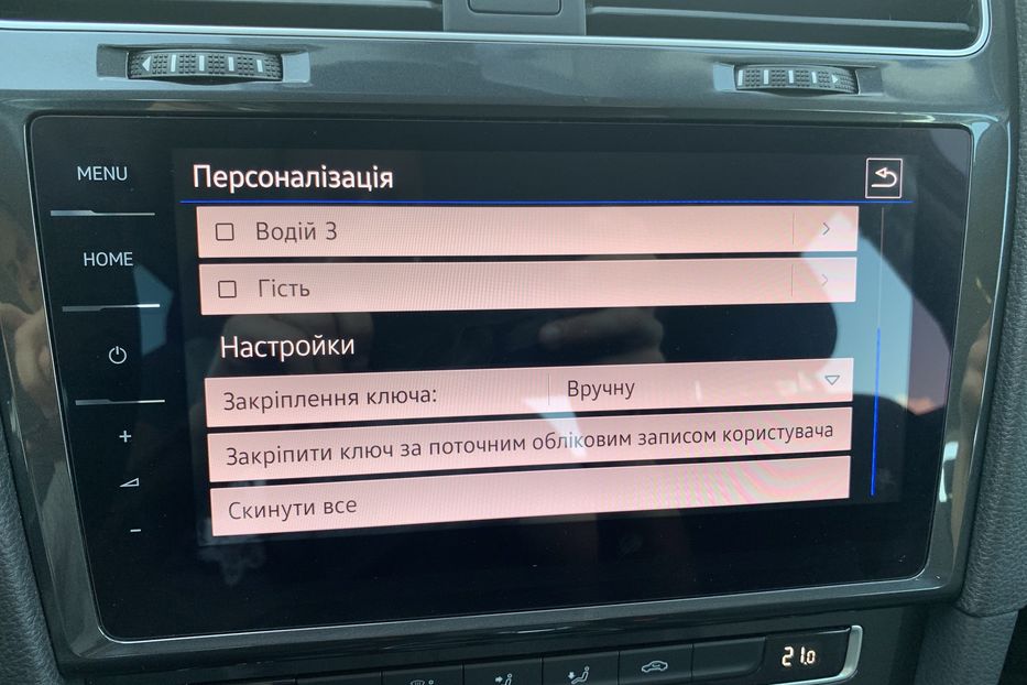 Продам Volkswagen e-Golf 35.8 kWh 100 кВт/136 к.с. 2019 года в Львове