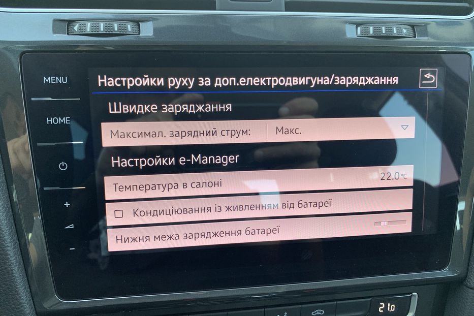 Продам Volkswagen e-Golf 35.8 kWh 100 кВт/136 к.с. 2019 года в Львове