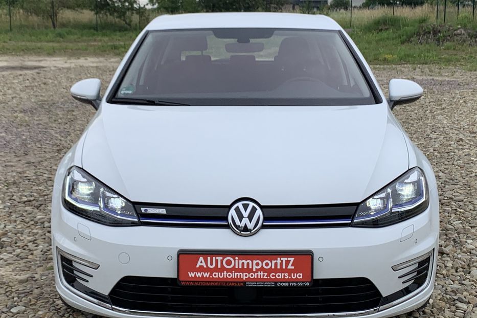 Продам Volkswagen e-Golf 35.8 kWh 100 кВт/136 к.с. 2020 года в Львове