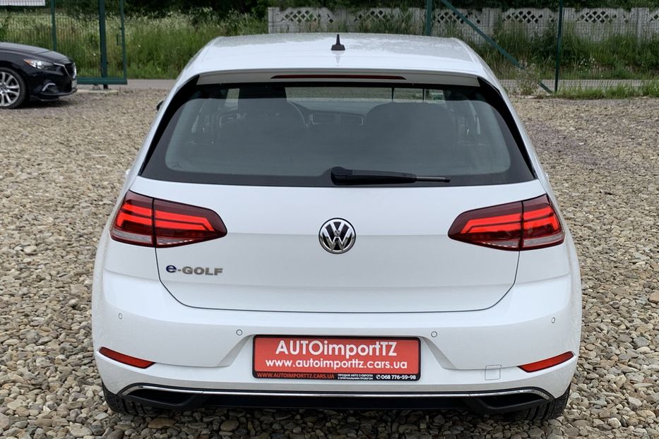 Продам Volkswagen e-Golf 35.8 kWh 100 кВт/136 к.с. 2020 года в Львове