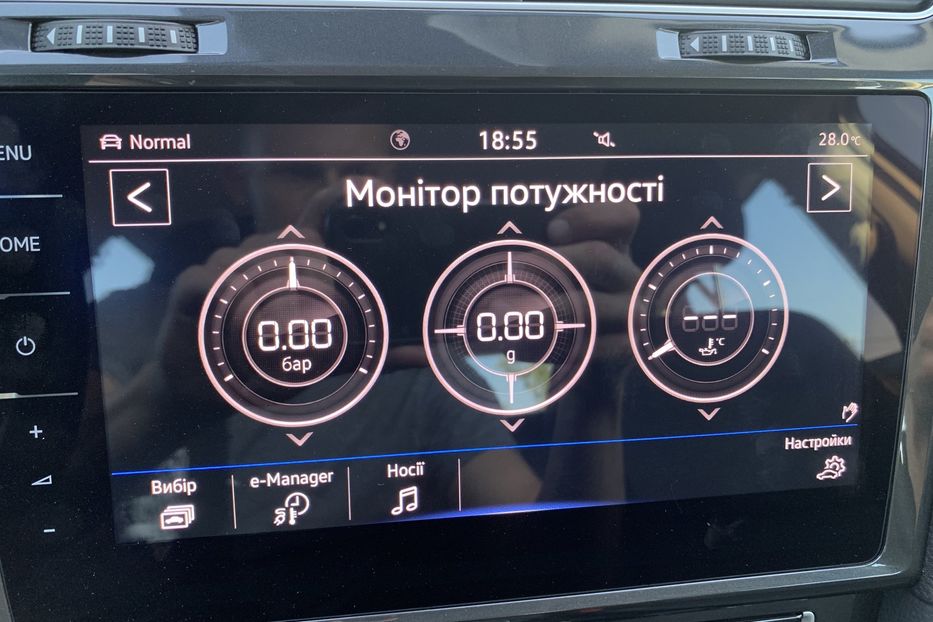 Продам Volkswagen e-Golf 35.8 kWh 100 кВт/136 к.с. 2020 года в Львове