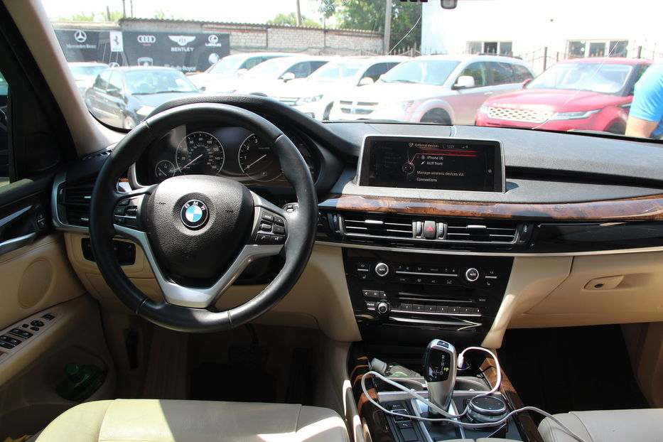 Продам BMW X5 2015 года в Одессе