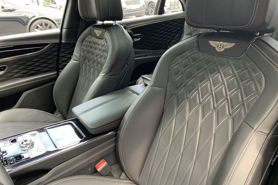 Продам Bentley Flying Spur W12 First Edition 2020 года в Киеве