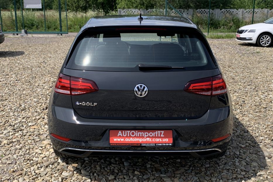 Продам Volkswagen e-Golf 35.8 kWh  2020 года в Львове