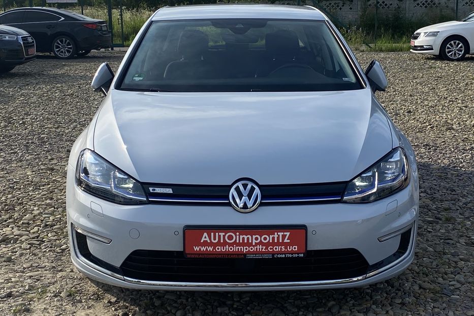 Продам Volkswagen e-Golf 35.8 kWh 100 кВт/136 к.с. 2018 года в Львове