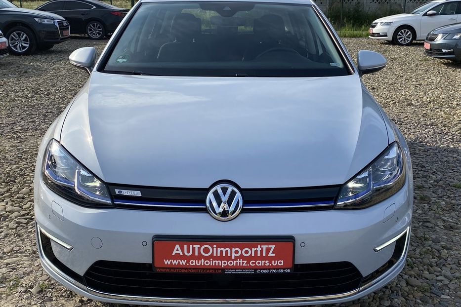 Продам Volkswagen e-Golf 35.8 kWh 100 кВт/136 к.с. 2018 года в Львове