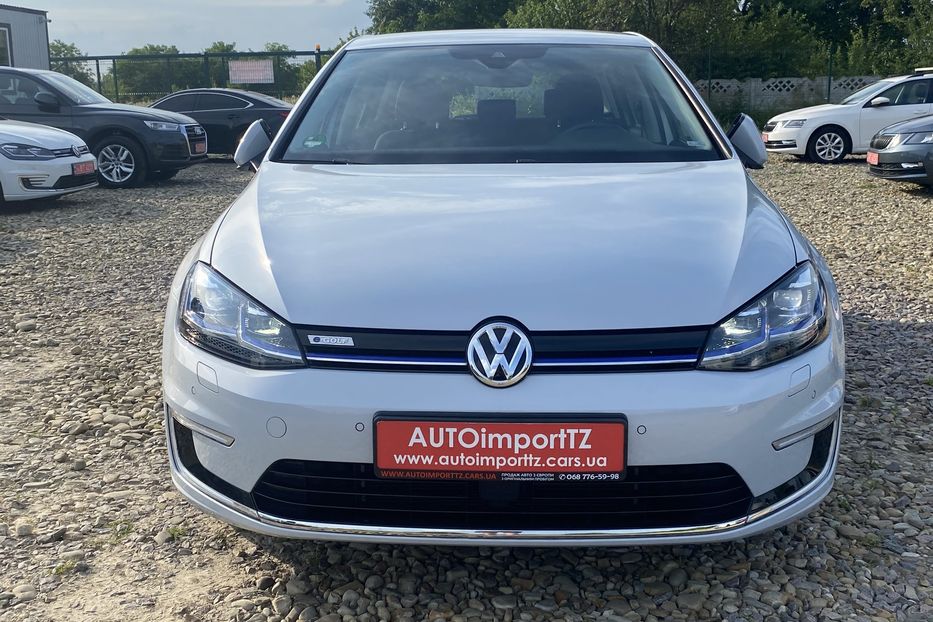 Продам Volkswagen e-Golf 35.8 kWh 100 кВт/136 к.с. 2018 года в Львове