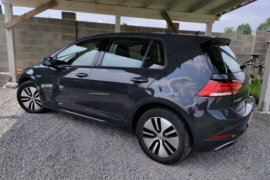 Продам Volkswagen e-Golf 36KW NE MALOVAN 2018 года в Львове