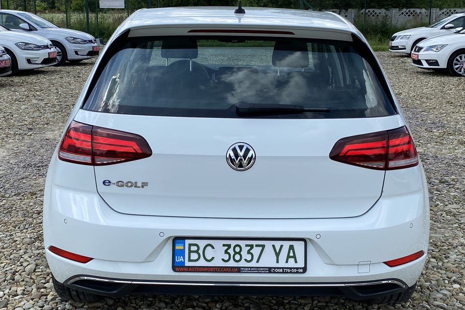 Продам Volkswagen e-Golf 35.8 kWh 100 кВт/136 к.с. 2017 года в Львове