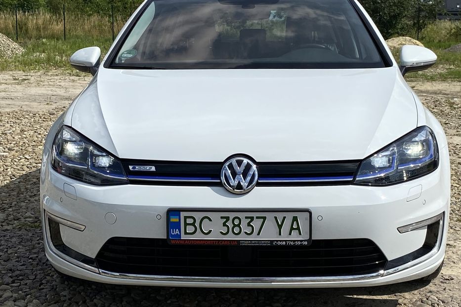 Продам Volkswagen e-Golf 35.8 kWh 100 кВт/136 к.с. 2017 года в Львове