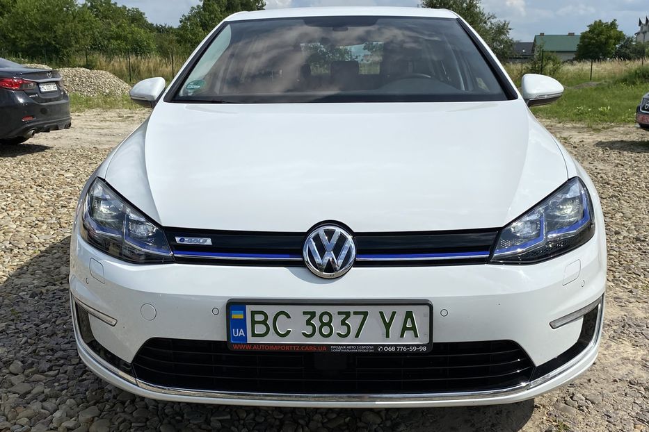 Продам Volkswagen e-Golf 35.8 kWh 100 кВт/136 к.с. 2017 года в Львове