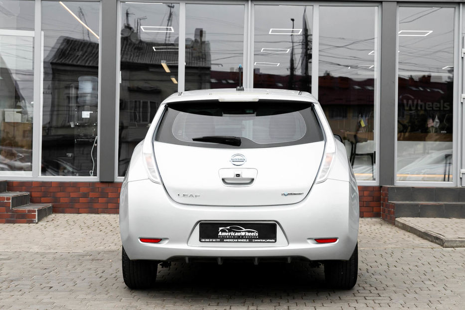Продам Nissan Leaf 2012 года в Черновцах