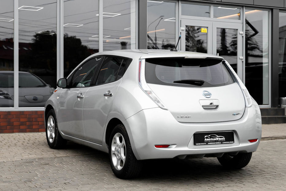 Продам Nissan Leaf 2012 года в Черновцах