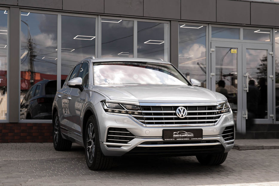 Продам Volkswagen Touareg 3.0 TDI elegance 2018 года в Черновцах